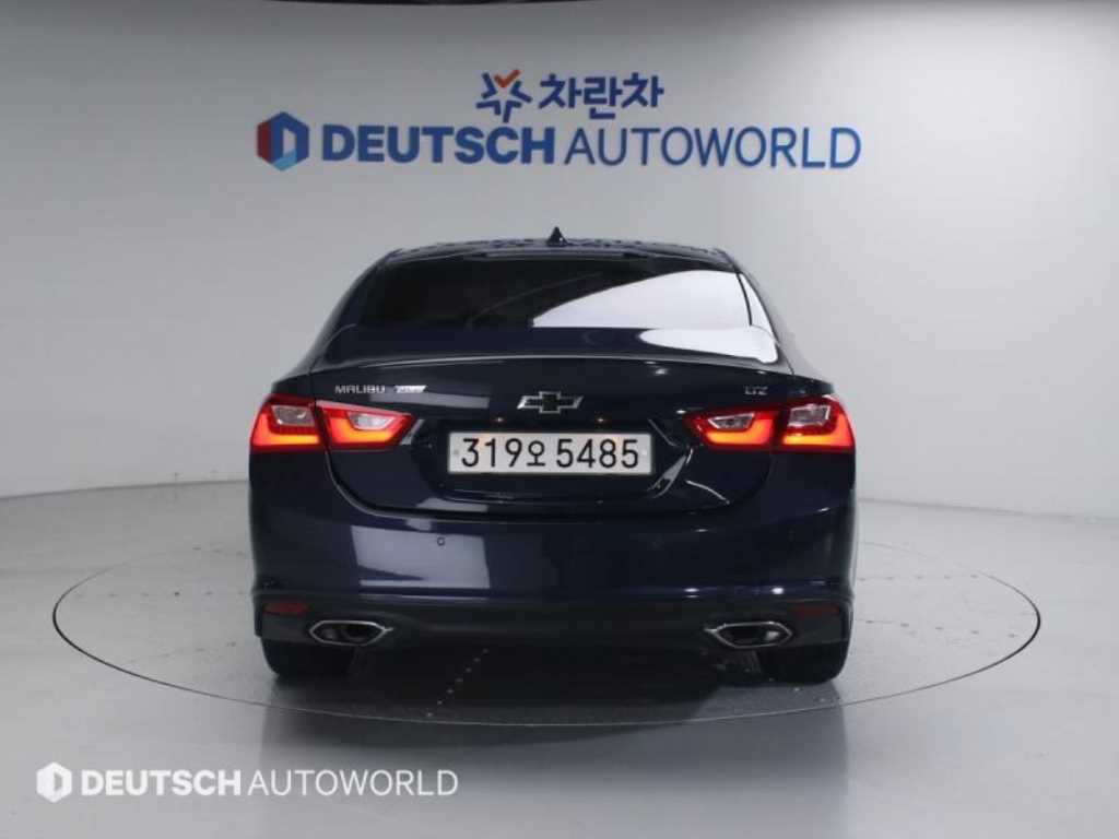 Chevrolet Malibu - Vista 4