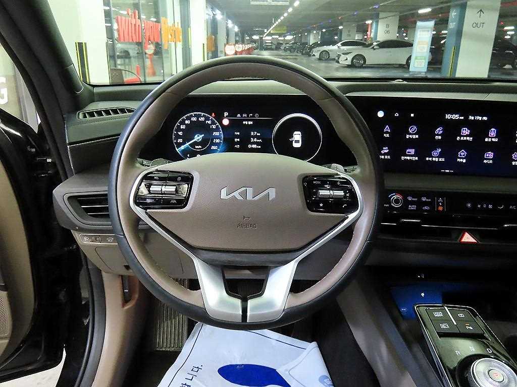 KIA K8 - Vista 8