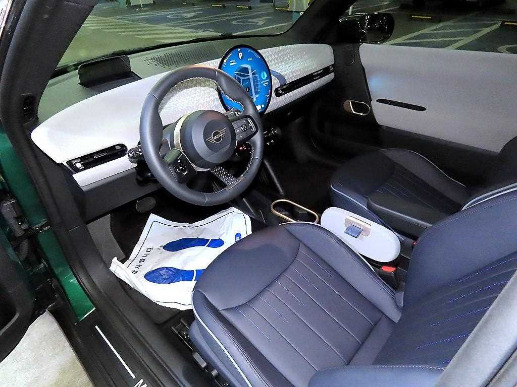 Mini Cooper - Vista 10