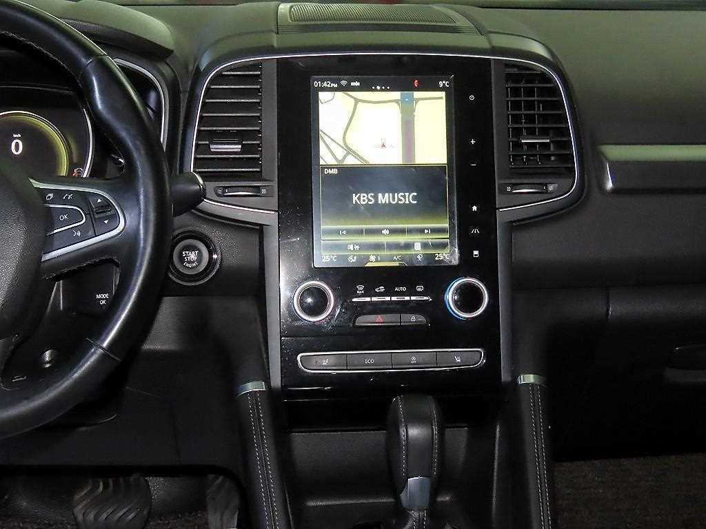 SAMSUNG QM6 - Vista 11