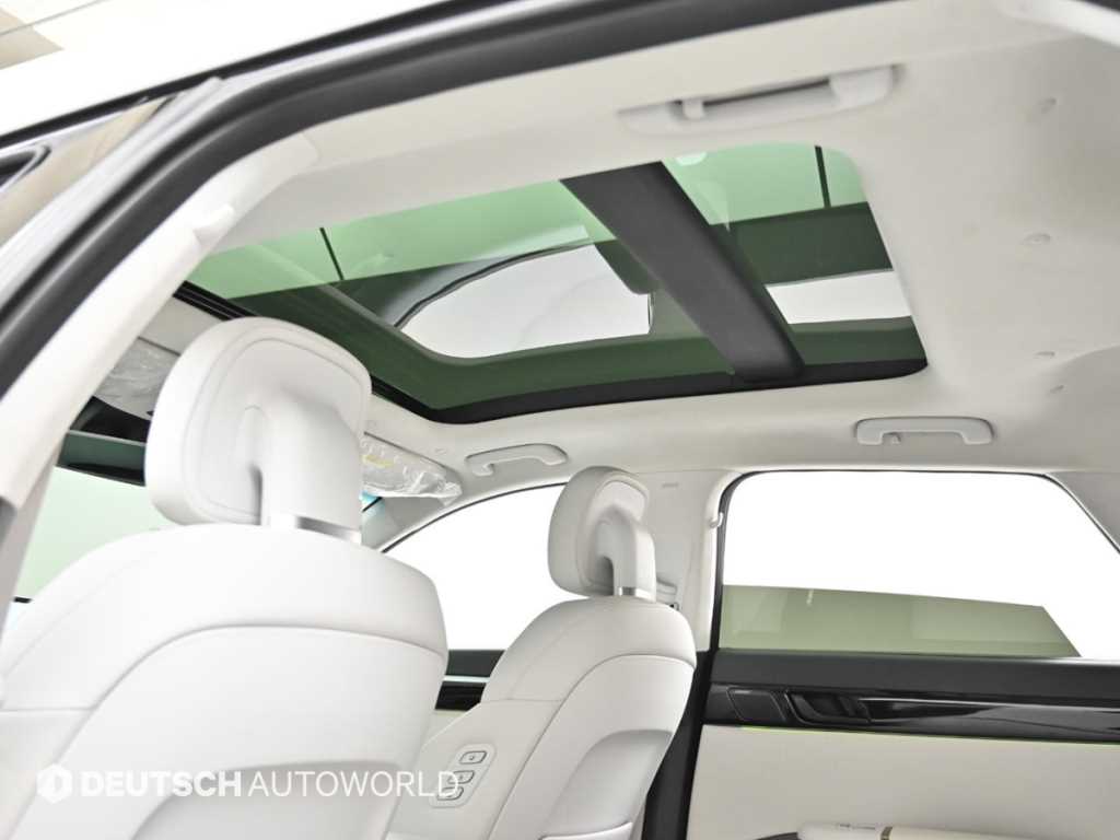 HYUNDAI Grandeur 2024 Blanco - Importación desde Corea - HF Imports Iquique - Foto 18