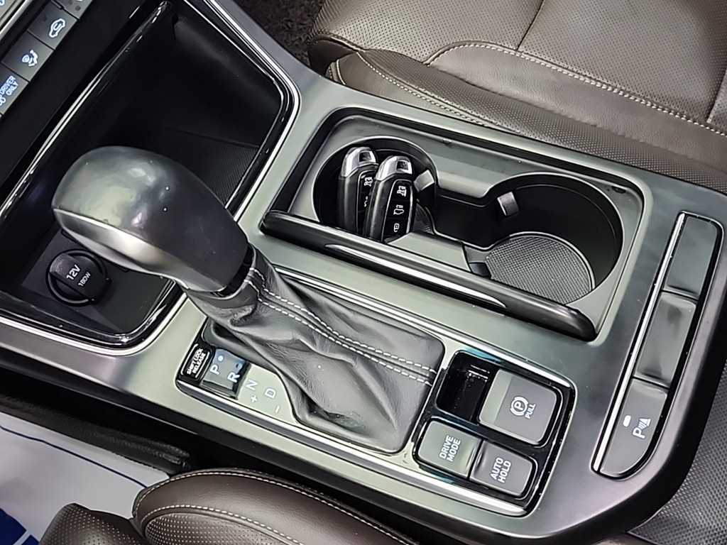 HYUNDAI Grandeur - Vista 8