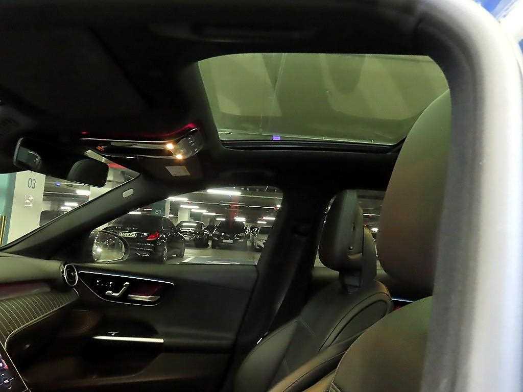 Mercedes Benz C Class 2024 Azul - Importación desde Corea - HF Imports Iquique - Foto 17