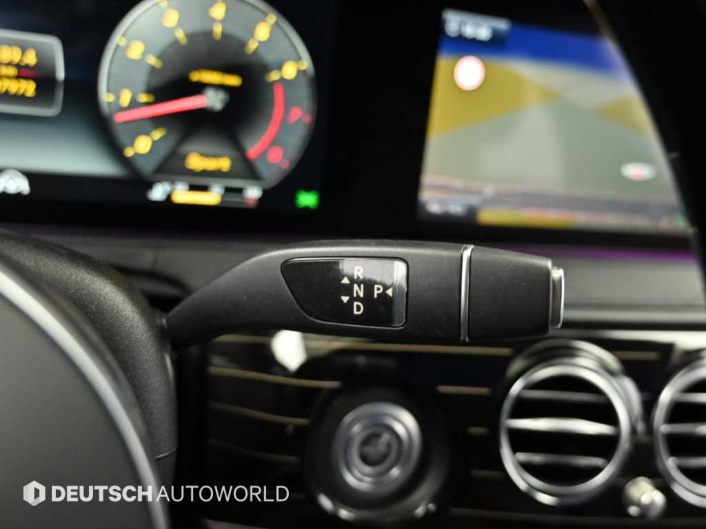 Mercedes Benz S Class - Vista 9