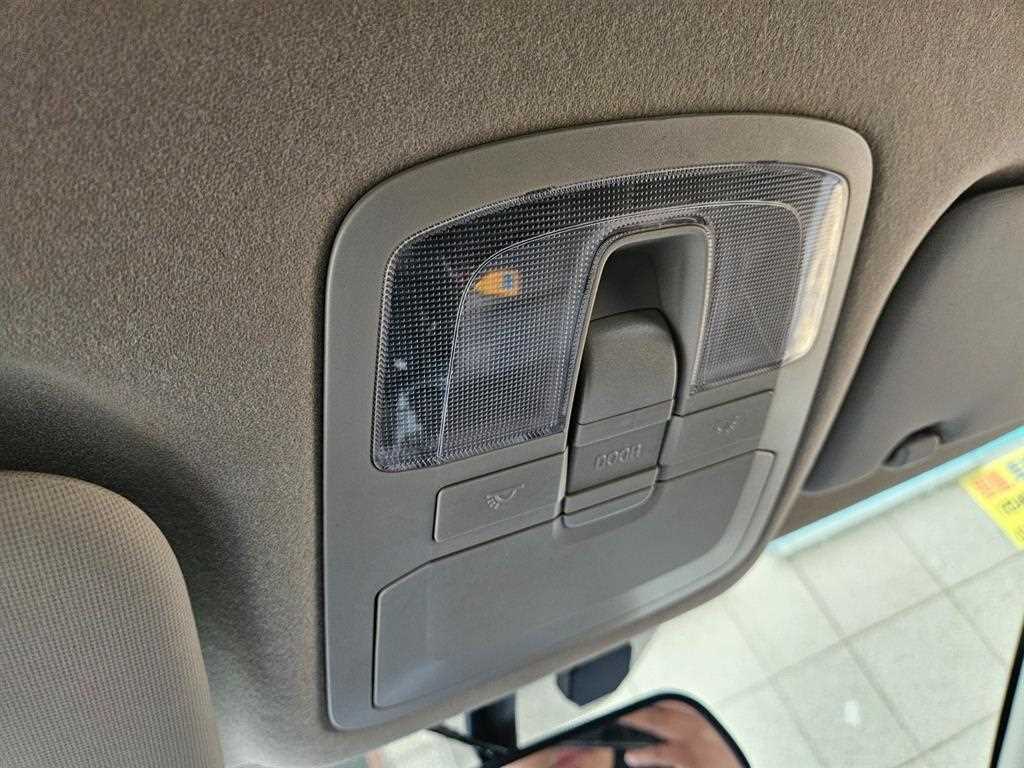 Ssangyong Tivoli 2020 Blanco - Importación desde Corea - HF Imports Iquique - Foto 18