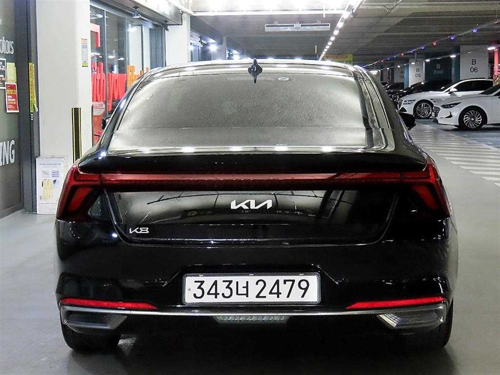 KIA K8 - Vista 5