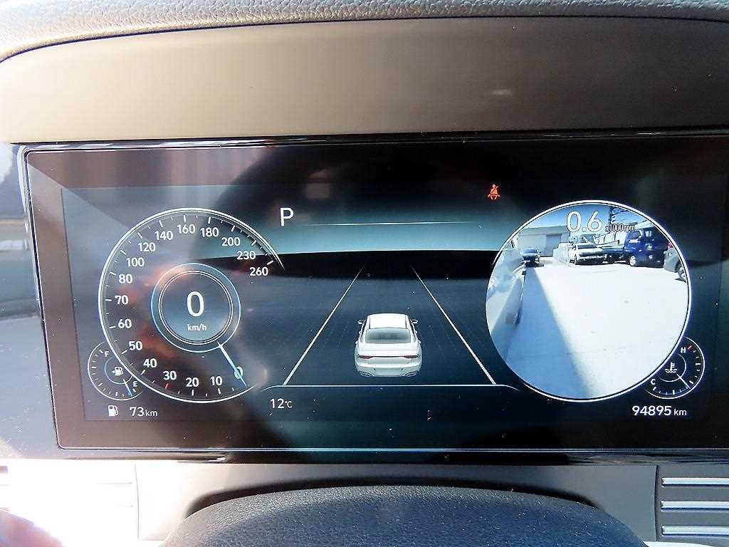 HYUNDAI Grandeur - Vista 11