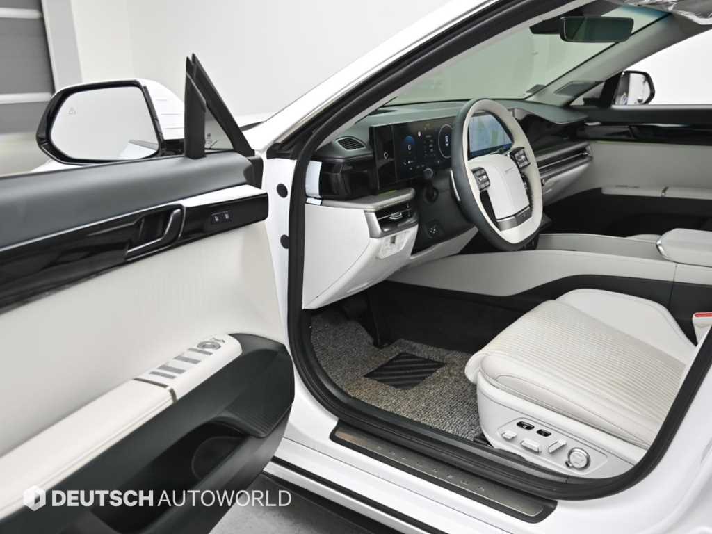 HYUNDAI Grandeur - Vista 11