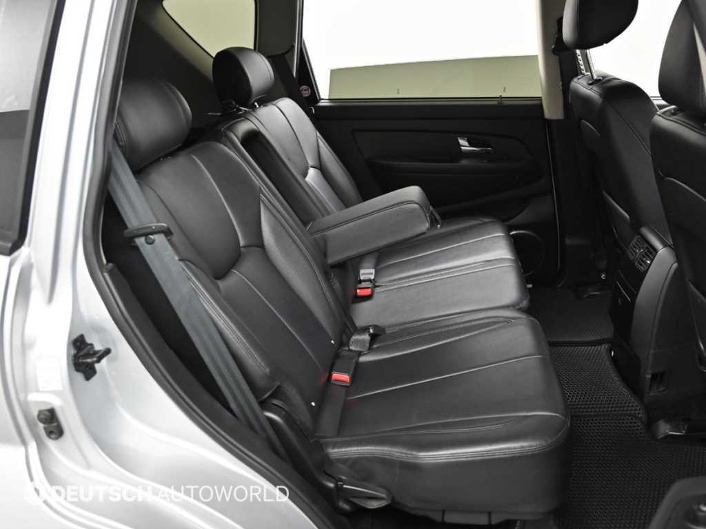 Ssangyong Rexton - Vista 12