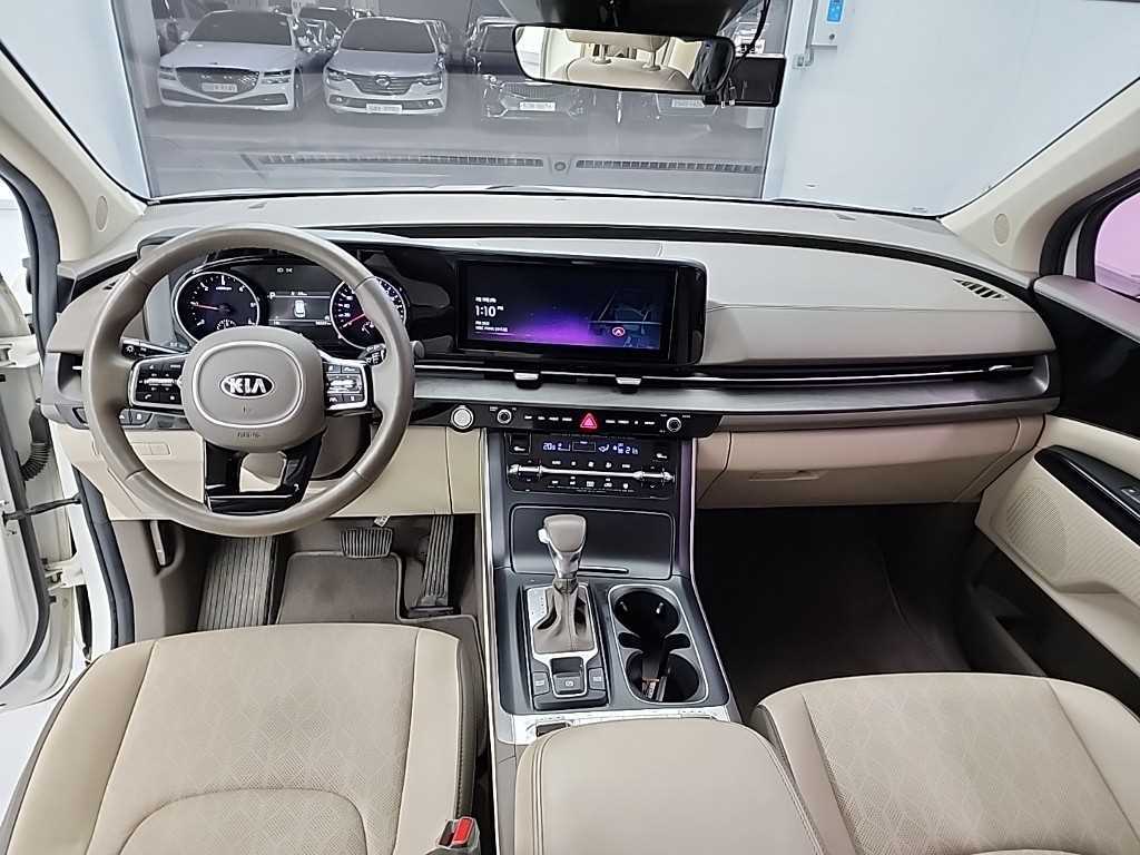 KIA Carnival - Vista 7