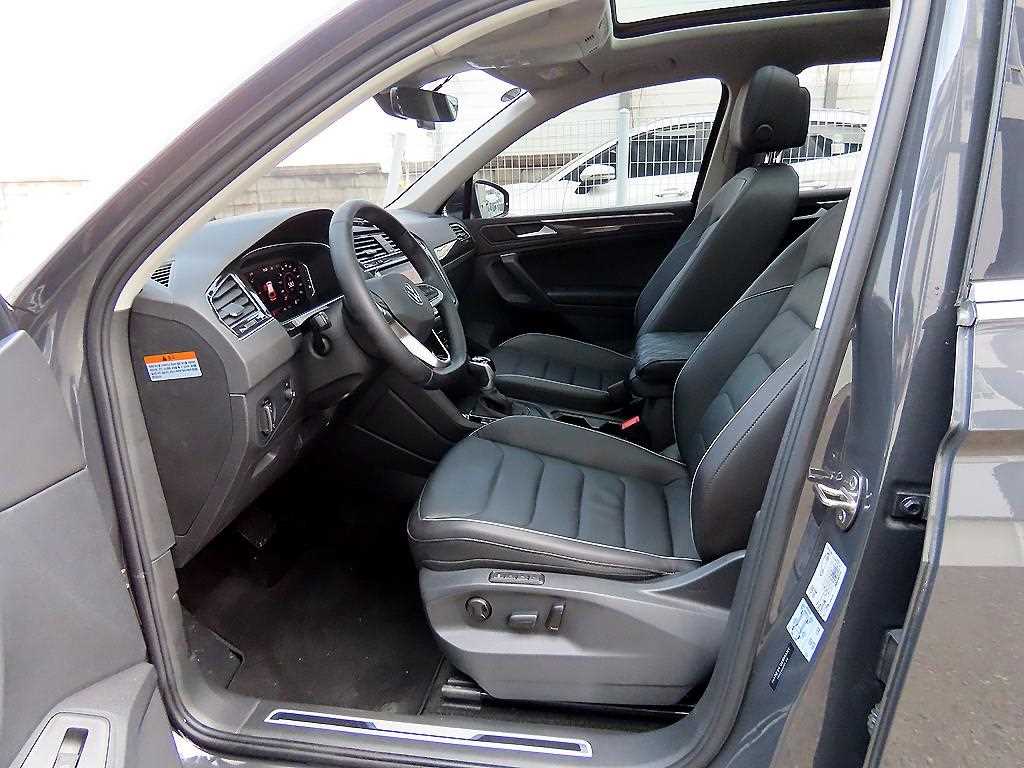 Volkswagen Tiguan - Vista 5