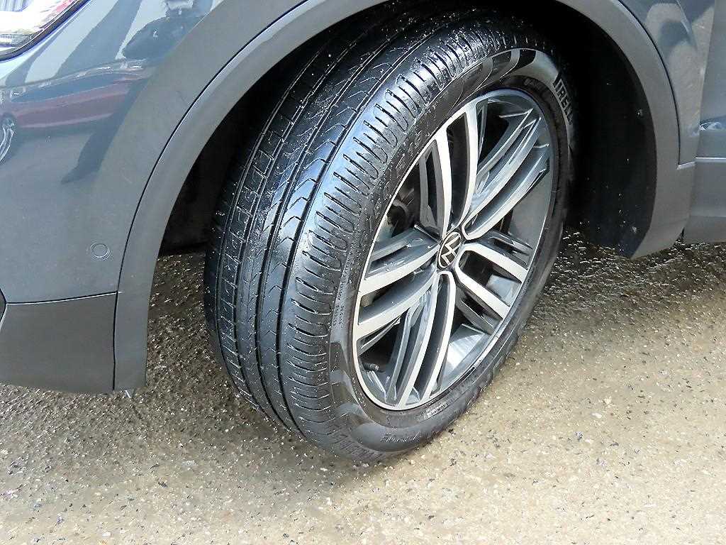 Volkswagen Tiguan 2023 Gris - Importación desde Corea - HF Imports Iquique - Foto 20