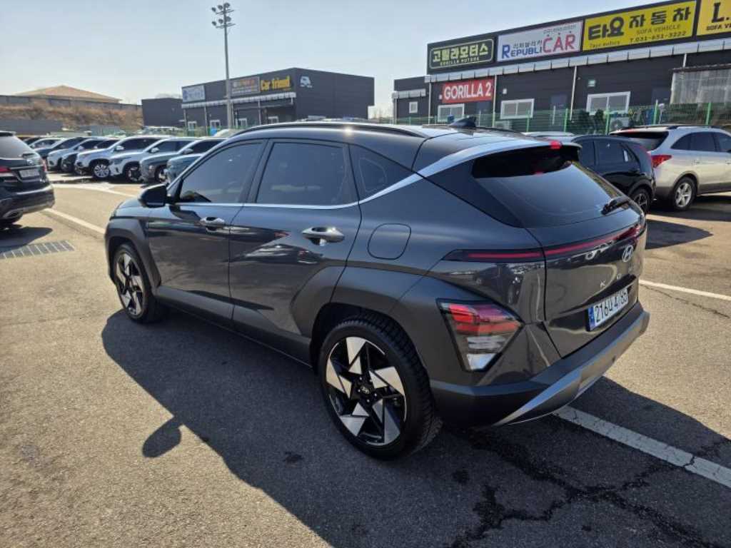 HYUNDAI Kona - Vista 6