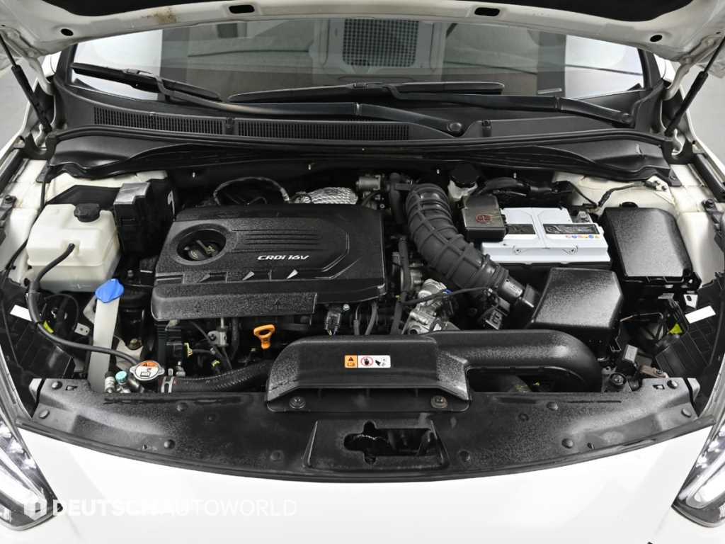 HYUNDAI i40 - Vista 6