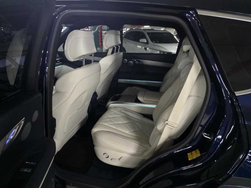 Genesis GV80 - Vista 11