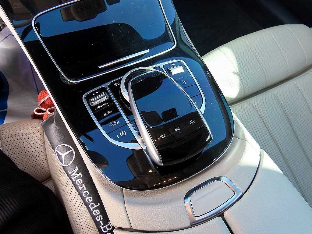 Mercedes Benz E class 2019 Negro - Importación desde Corea - HF Imports Iquique - Foto 14