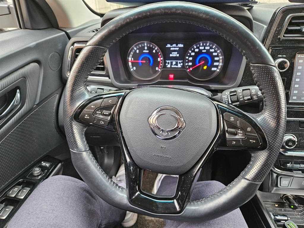 Ssangyong Tivoli - Vista 12