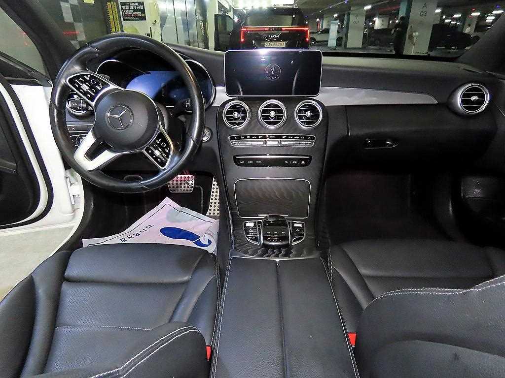 Mercedes Benz C Class - Vista 10