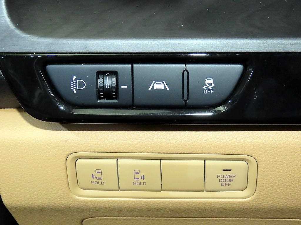 KIA Carnival 2023 Gris - Importación desde Corea - HF Imports Iquique - Foto 15