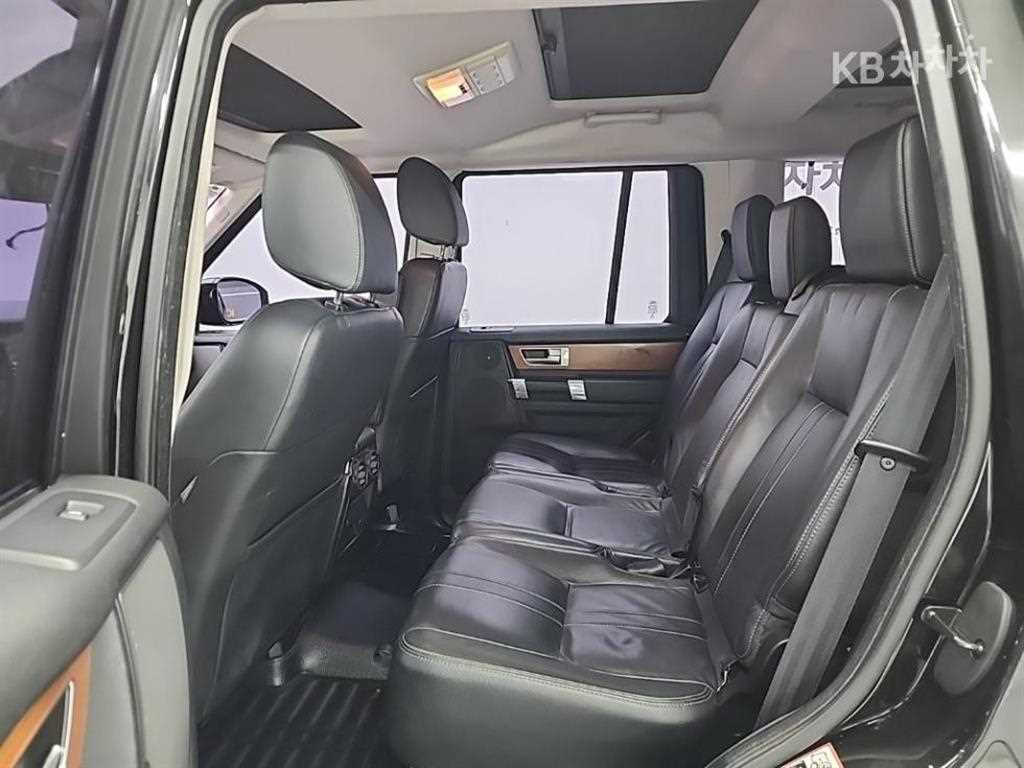 Land Rover Discovery - Vista 11