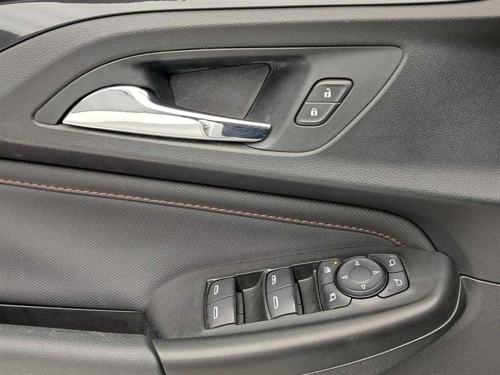 Chevrolet Trail Blazer 2021 Blanco - Importación desde Corea - HF Imports Iquique - Foto 13