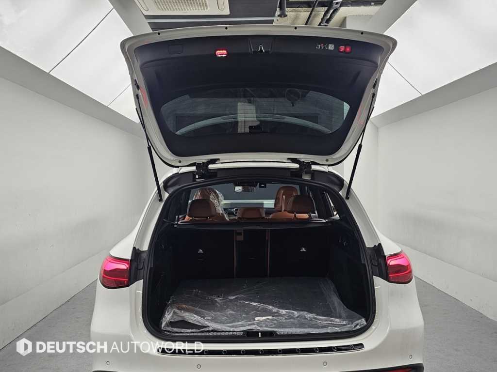 Mercedes Benz GLC Class 2024 Blanco - Importación desde Corea - HF Imports Iquique - Foto 19