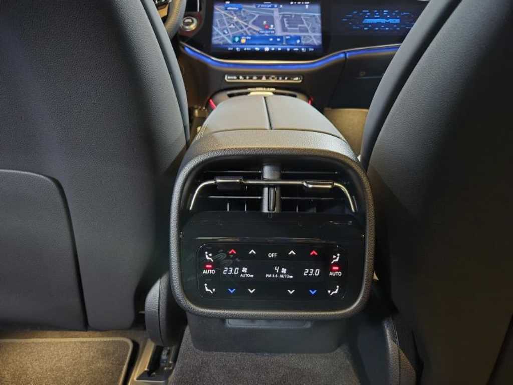 Mercedes Benz E class - Vista 9