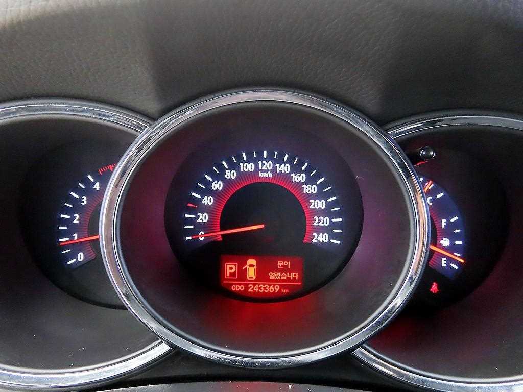 KIA Sorento - Vista 9