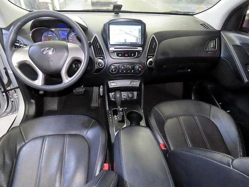 HYUNDAI Tucson - Vista 10