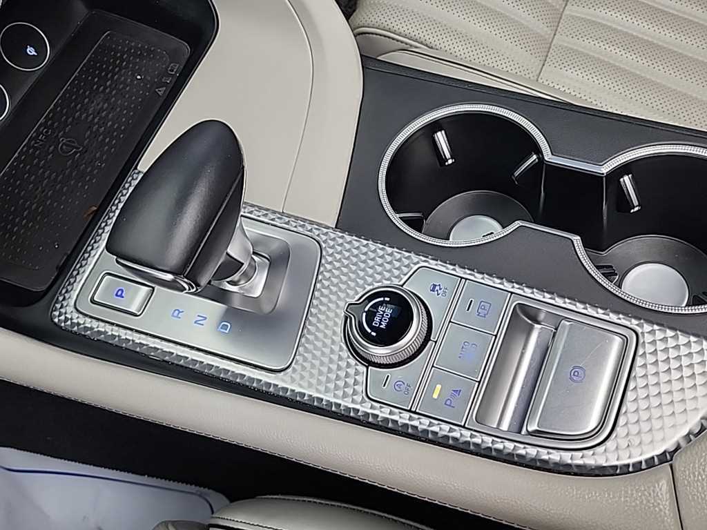 Genesis G70 - Vista 8