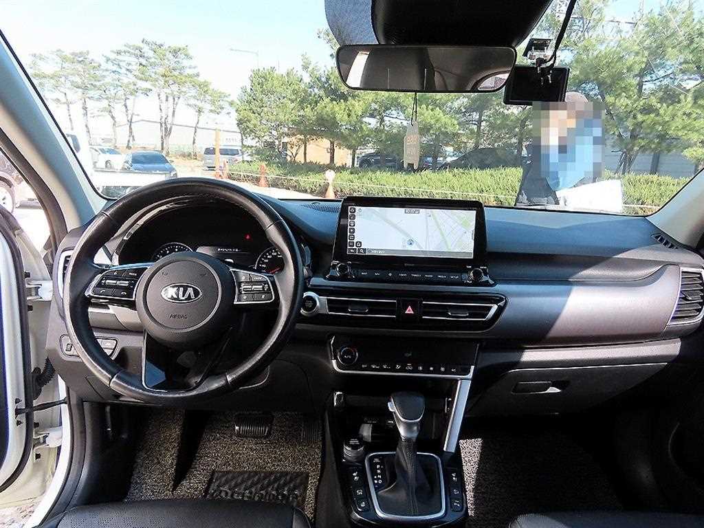 KIA Seltos - Vista 7