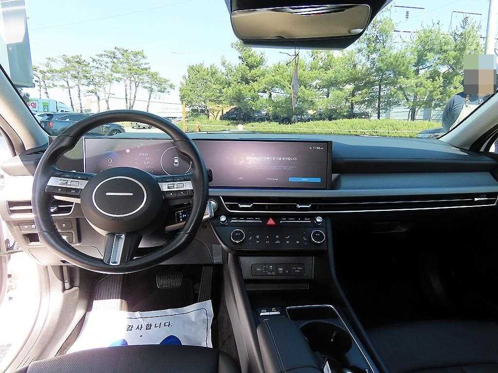 HYUNDAI Sonata - Vista 7