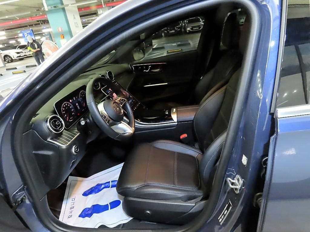 Mercedes Benz C Class - Vista 6