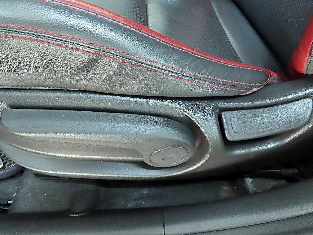 HYUNDAI Avante - Vista 10