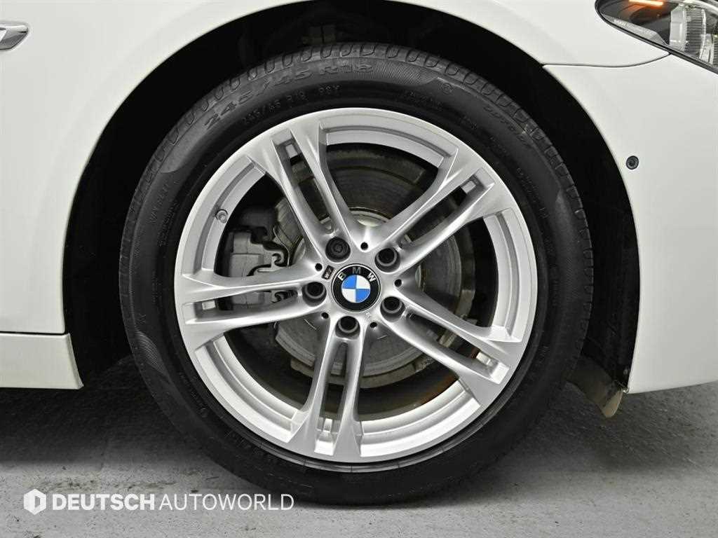 BMW 5 Series - Vista 5