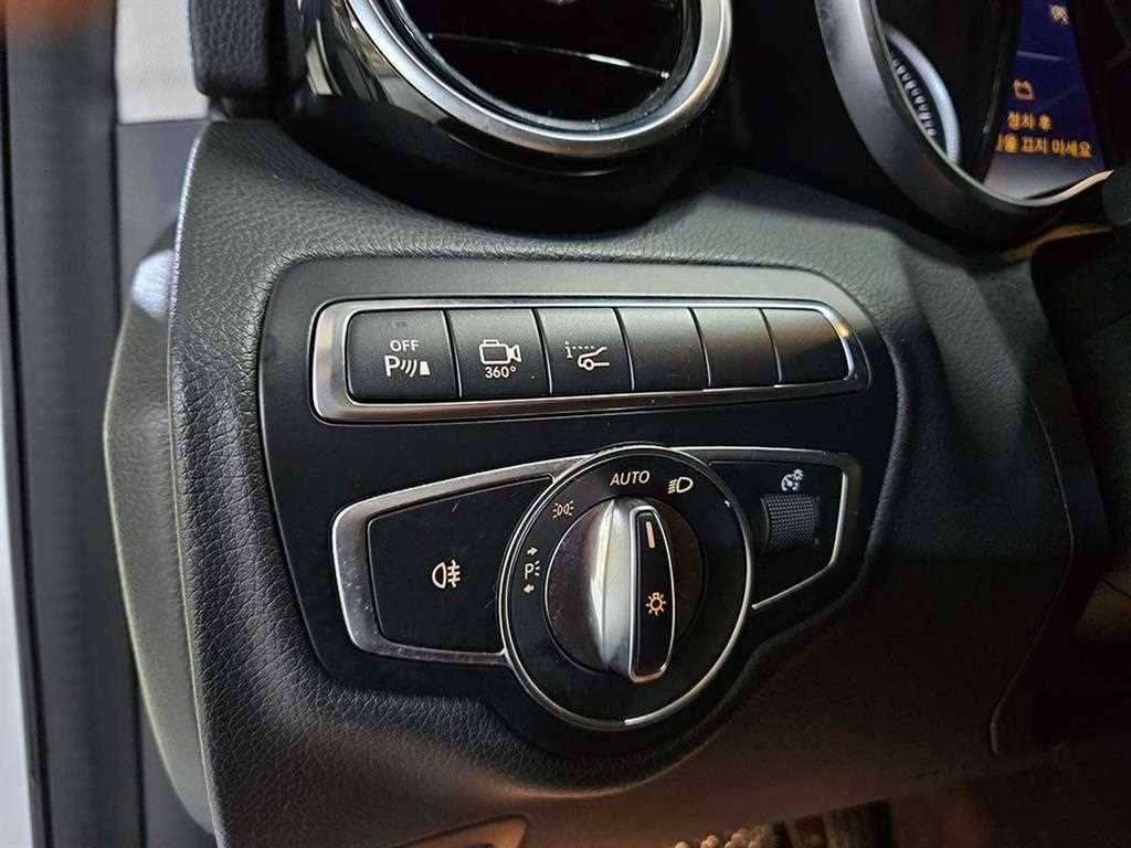 Mercedes Benz C Class 2017 Blanco - Importación desde Corea - HF Imports Iquique - Foto 14