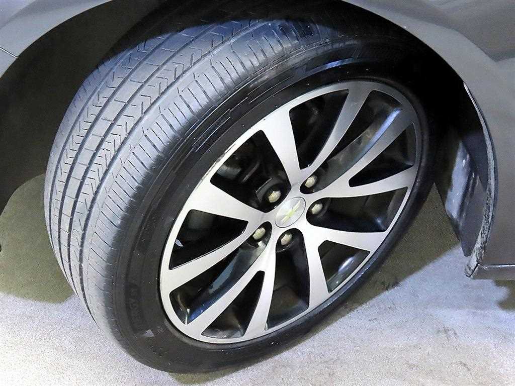 Chevrolet Malibu 2013 Gris - Importación desde Corea - HF Imports Iquique - Foto 20