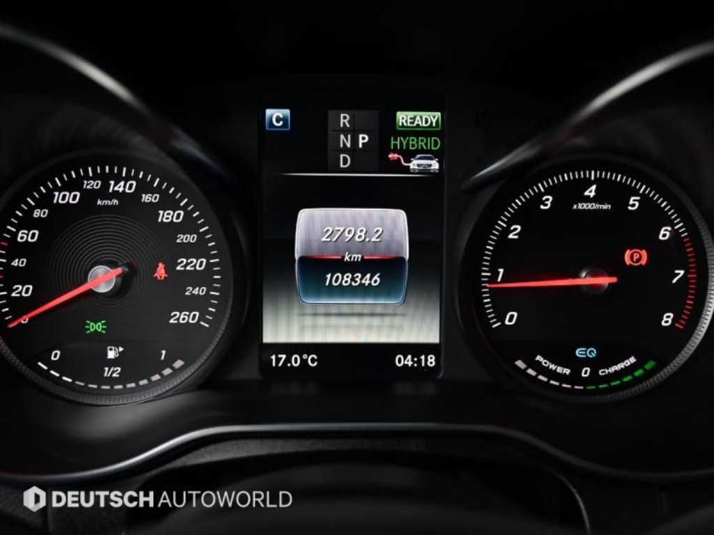 Mercedes Benz GLC Class - Vista 8