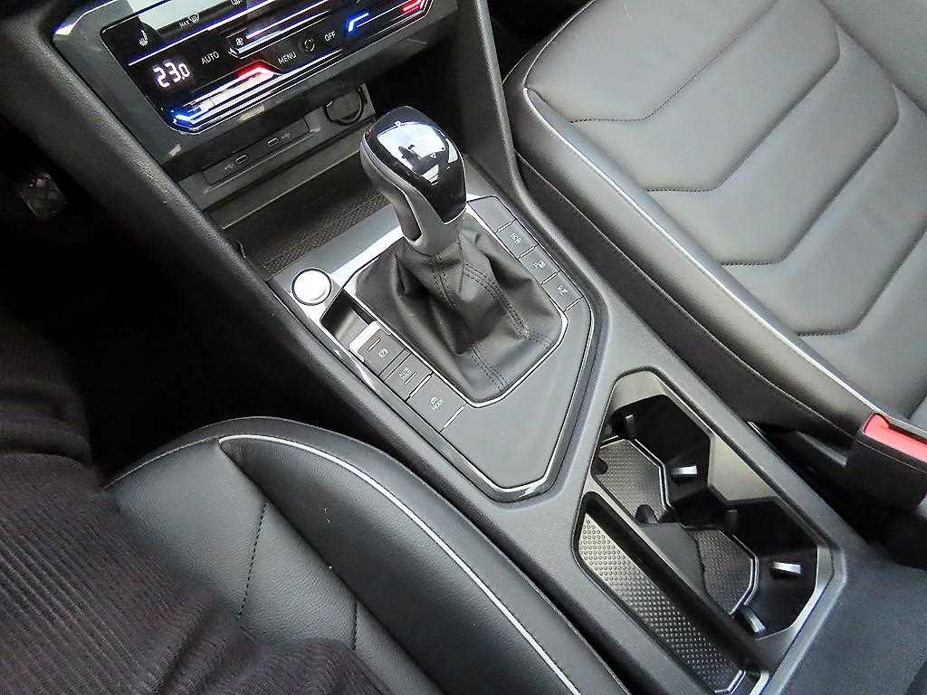 Volkswagen Tiguan - Vista 11