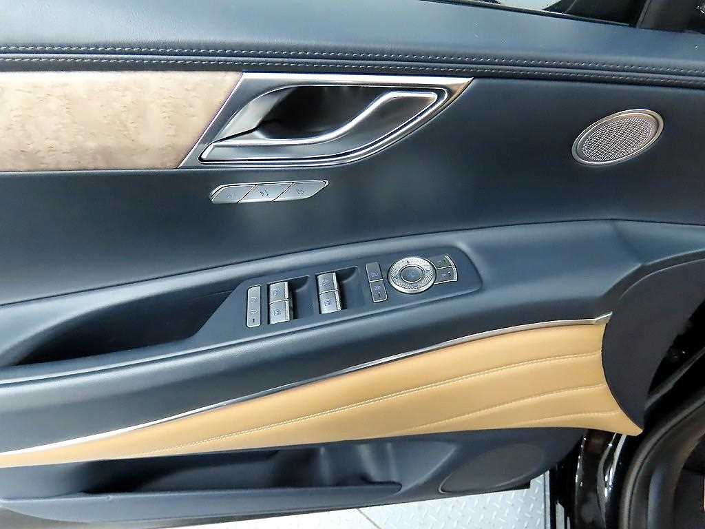 Genesis GV80 - Vista 11