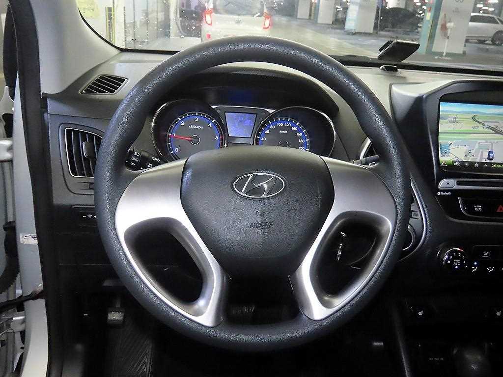 HYUNDAI Tucson - Vista 8