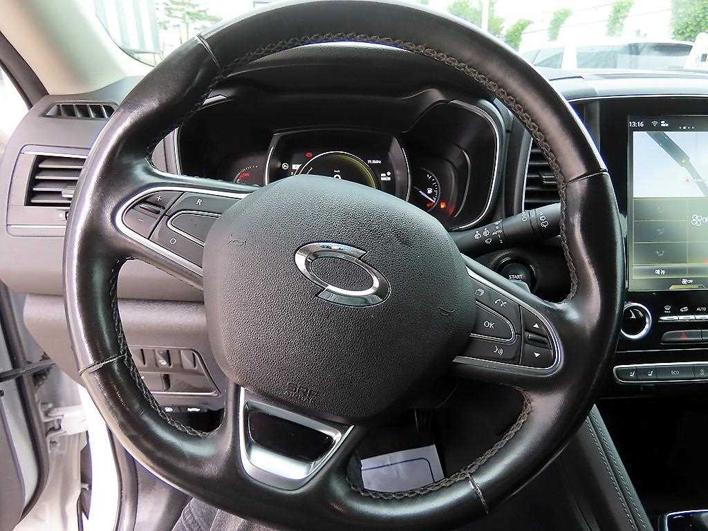 SAMSUNG QM6 - Vista 9