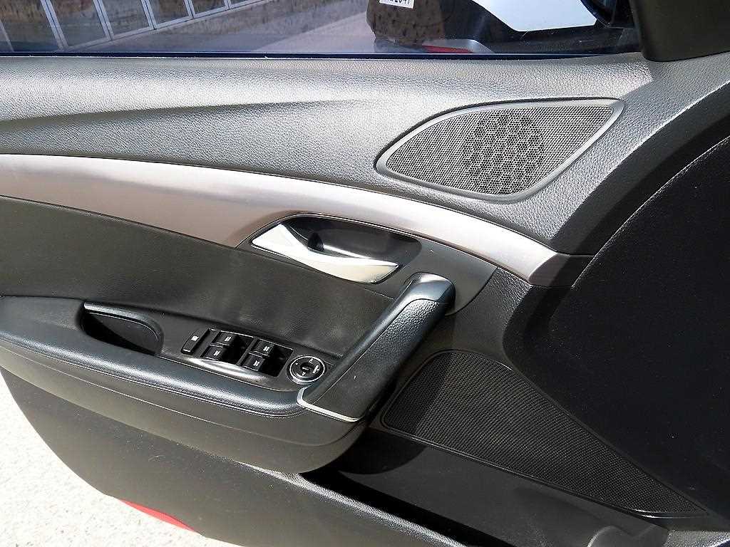 HYUNDAI i40 - Vista 10