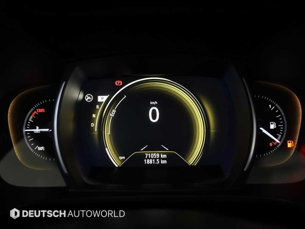 SAMSUNG QM6 - Vista 9