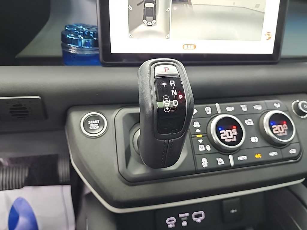 Land Rover Defender - Vista 8