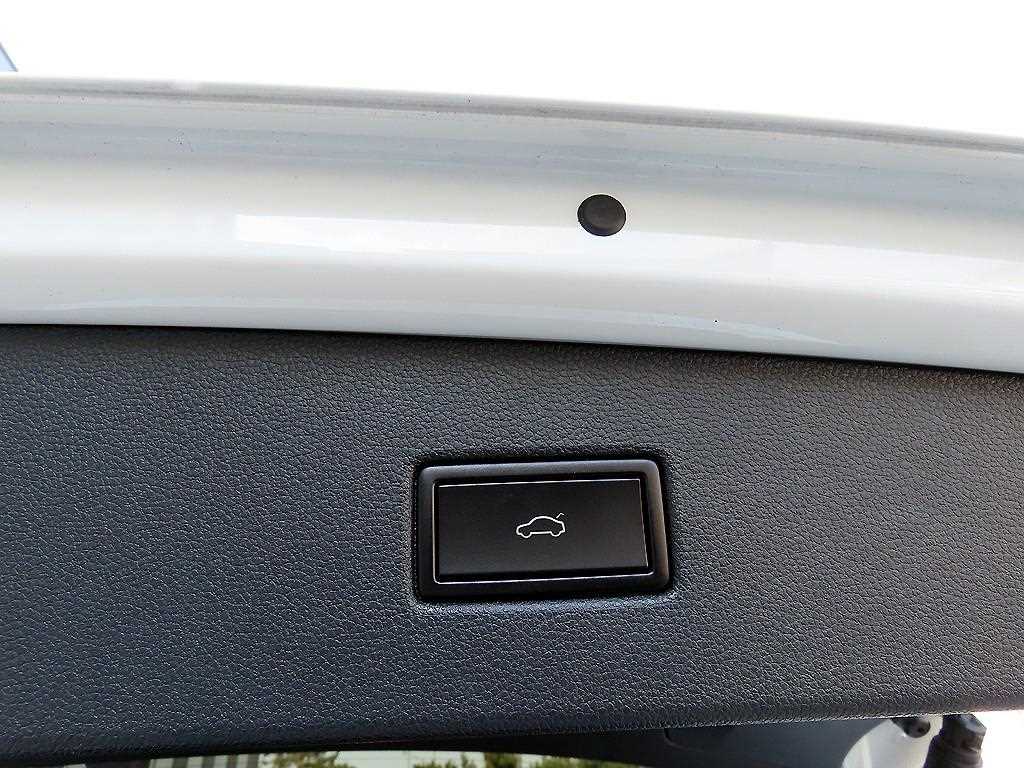 Volkswagen Tiguan 2020 Blanco - Importación desde Corea - HF Imports Iquique - Foto 17