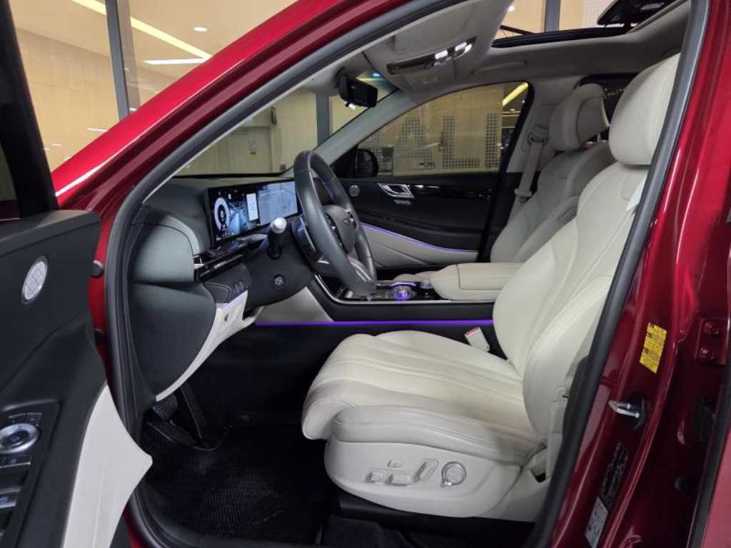 Genesis GV80 - Vista 8