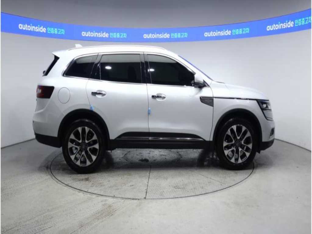 SAMSUNG QM6 - Vista 4