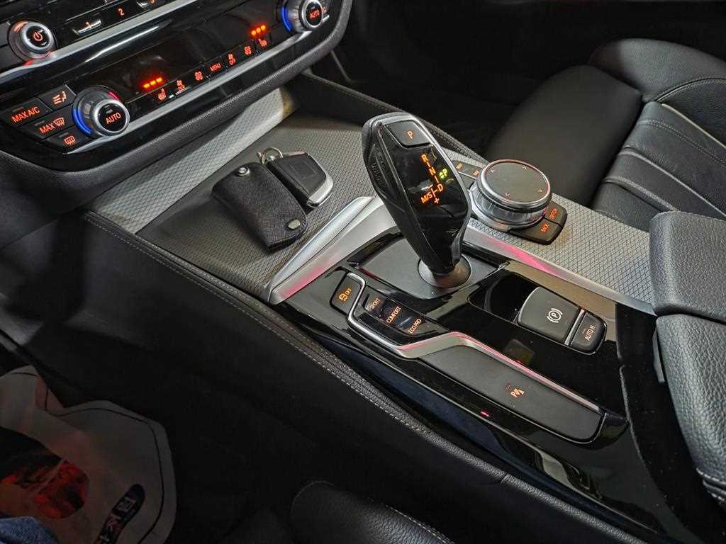 BMW 5 Series 2017 Gris - Importación desde Corea - HF Imports Iquique - Foto 13