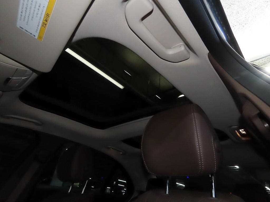 Mercedes Benz E class 2019 Negro - Importación desde Corea - HF Imports Iquique - Foto 15